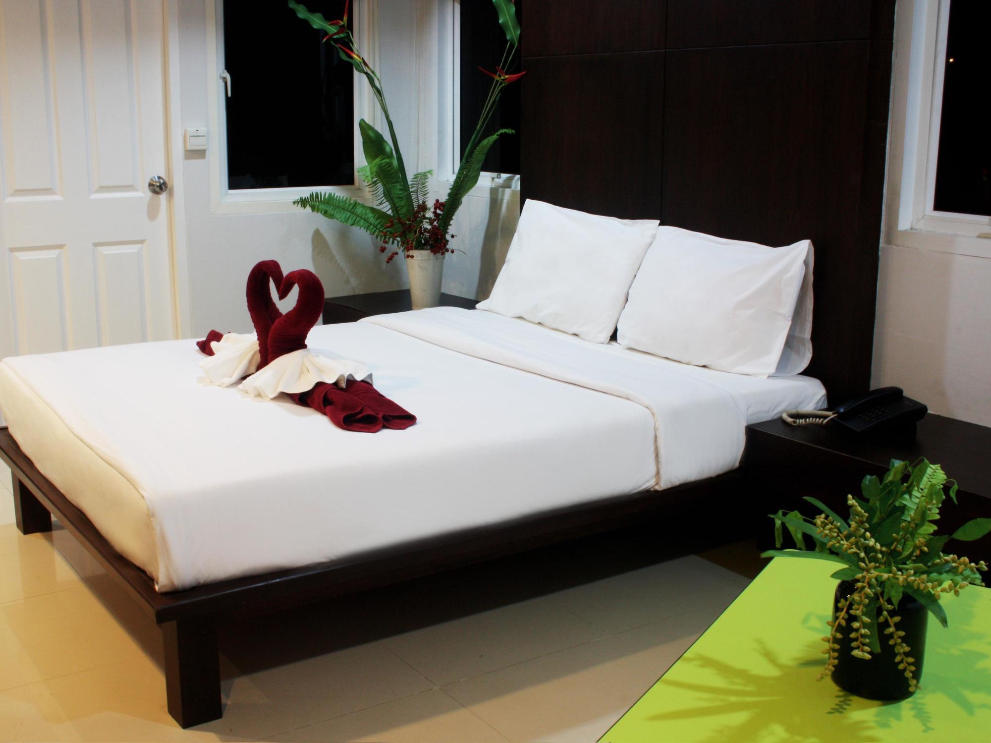 Baannueng@Kathu Hotel Phuket Exterior photo