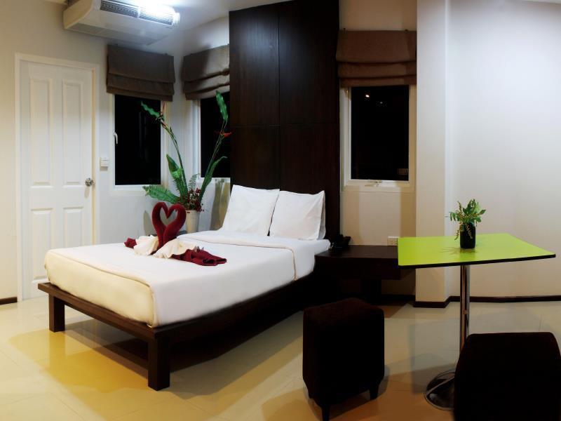 Baannueng@Kathu Hotel Phuket Exterior photo