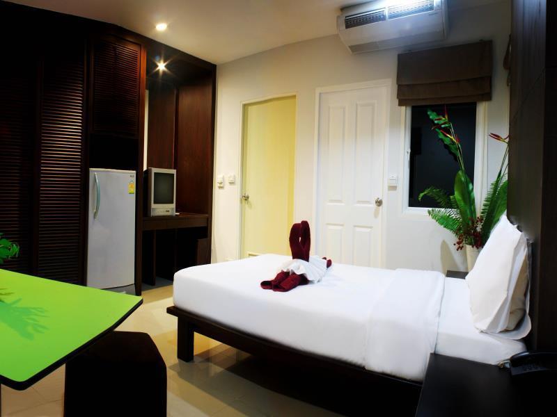 Baannueng@Kathu Hotel Phuket Exterior photo